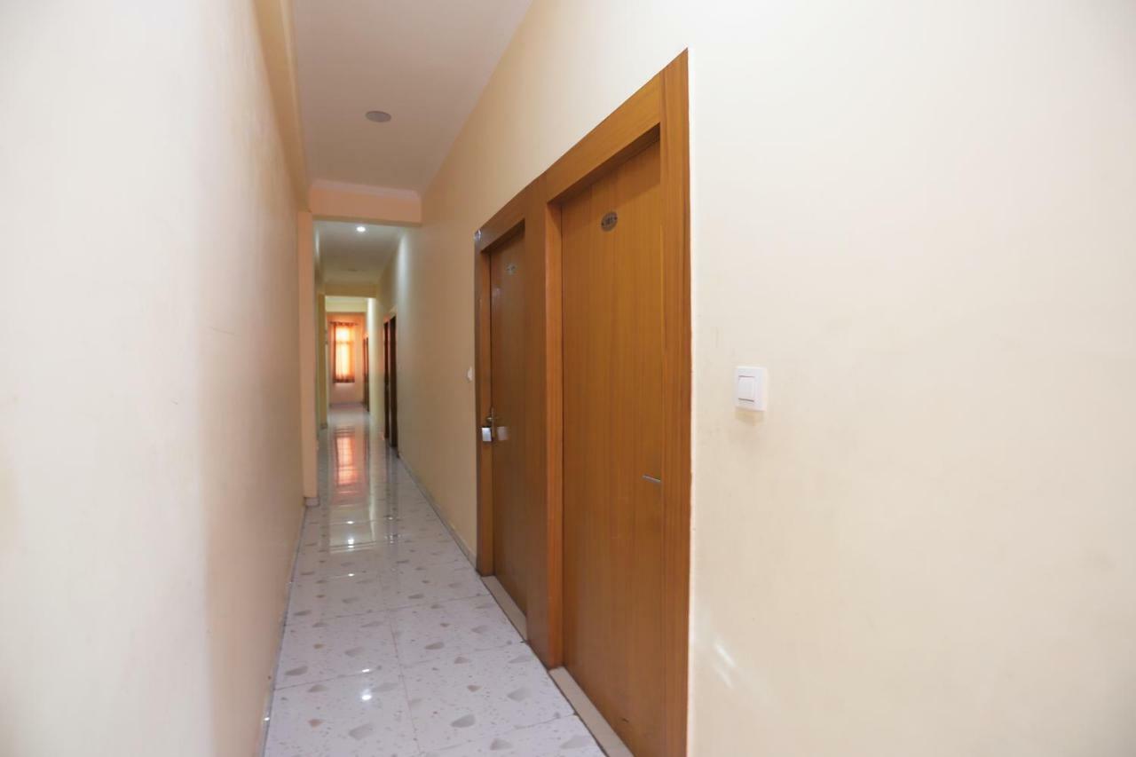 Oyo 38520 Hotel Silverspoon Roorkee Exterior photo
